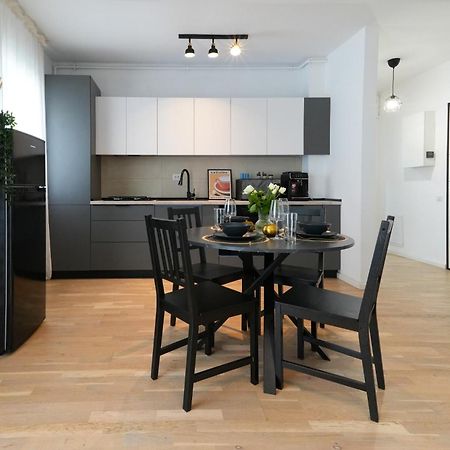 Maria - Modern Apartment With Parking And Workspace 부쿠레슈티 외부 사진